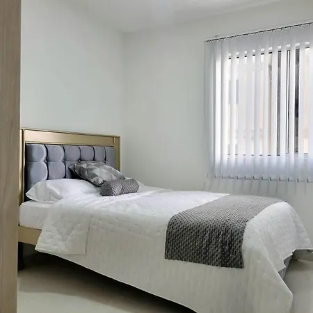Apartamento Cerca Al Mar, En Col Cartagena